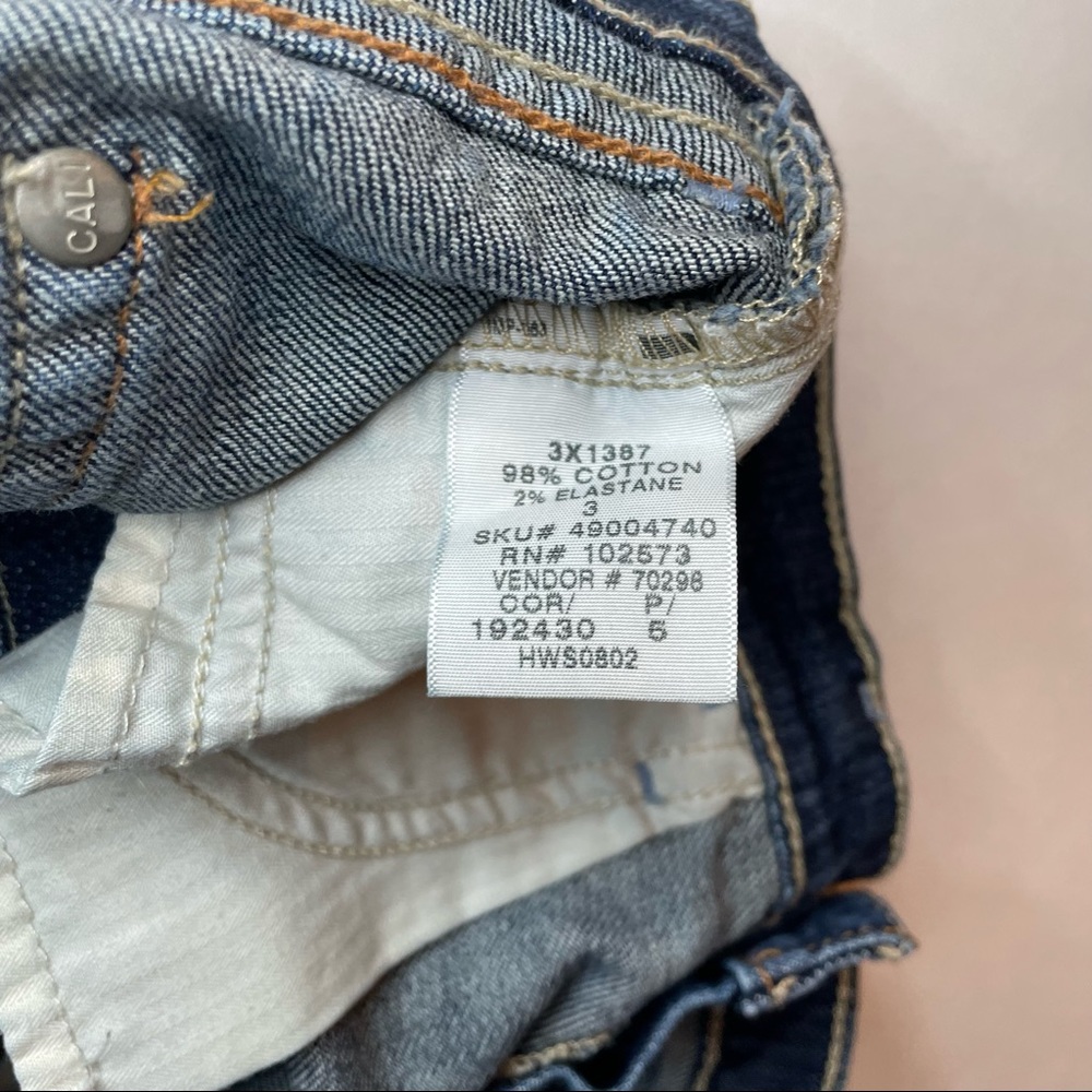 Y2K Low Rise Hollister Jean Shorts - Picture 8 of 8